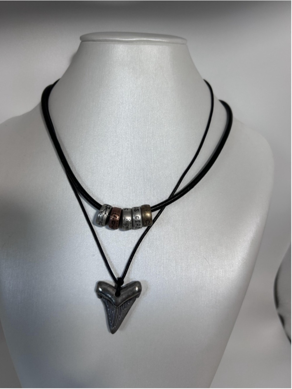 Premier Designs Necklace Black Cord Layered Shark Tooth Pendant Choker 18 In